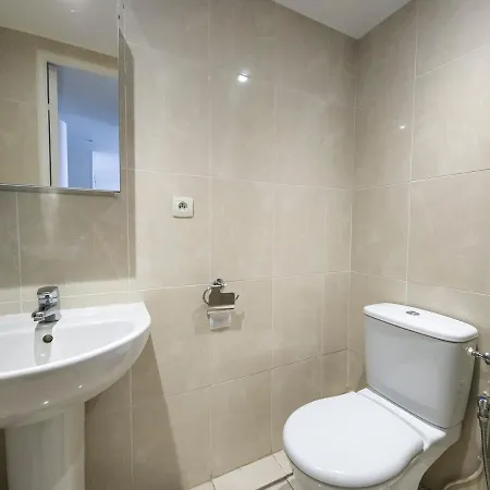 A022 Chic Flat Balcony Parking Apartman *