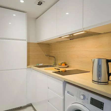 Apartamento A022 Chic Flat Balcony Parking *